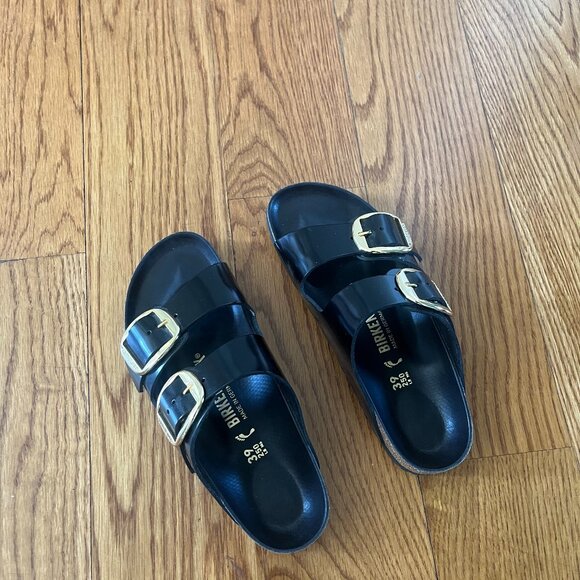BIRKENSTOCK Arizona High Shine Big Gold Buckle Slide Sandals Size 39 (8-8.5) - Picture 2 of 5